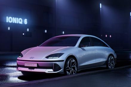 Hyundai Recall Tiga Model Mobil Listrik Imbas Sistem Isi Daya Baterai Bermasalah. (iNews Media Group)