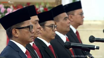 Intip Gaji Menteri, Wamen, dan Wantimpres yang Dilantik Jokowi Hari Ini. Foto: dok. Setpres.