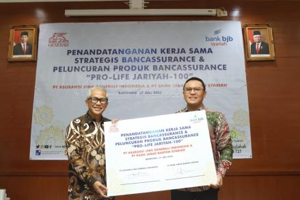 Pasar Asuransi Syariah Terus Tumbuh, Generali dan bank bjb syariah Luncurkan Produk Baru. (Foto: Arif Budianto/MNC Media)