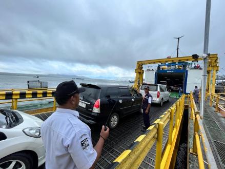 ASDP Terapkan Cashless di Rute Ketapang-Lembar Reservasi Hanya Bisa Online. (Foto: MNC Media)