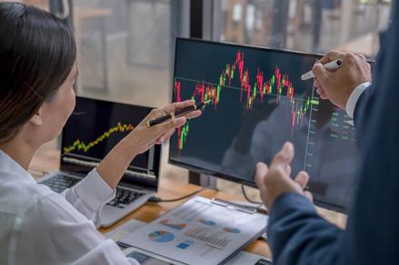 Masa depan pialang saham di era digital