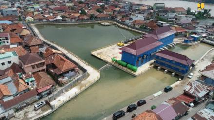 Tanam Pohon dan Bangun Waduk, Pj Gubernur Optimistis Banjir Cipayung Dapat Terkendali (FOTO:MNC Media)