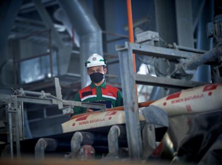 Tekan Barang Impor, SIG (SMGR) Fokus Dongkrak Penggunaan Produk Dalam Negeri (foto: MNC media)