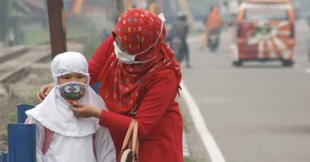 DPR Minta Pemerintah Tetapkan Status KLB di Daerah Terdampak ISPA Imbas Karhutla. (Foto: Istimewa)