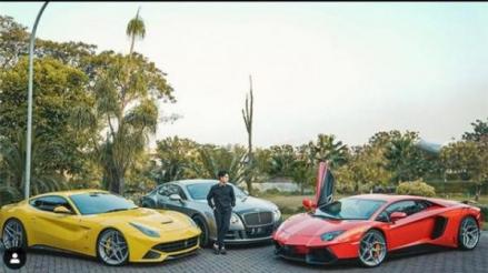 Koleksi Supercar Melvin Tenggara, Salah Satunya Ferrari Berlinetta Seharga Rp11 Miliar . (Foto: MNC Media)