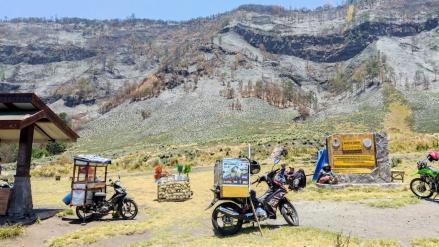 Wisata Gunung Bromo Masih Sepi, Seharian Pedagang Cuma Dapat Rp50 Ribu. (Foto Avirista M/MPI)