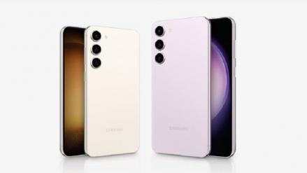 Adu Ketahanan Baterai Samsung Galaxy S24 Series vs iPhone 15 Series, Mana Lebih Baik?  Foto: MNC Media