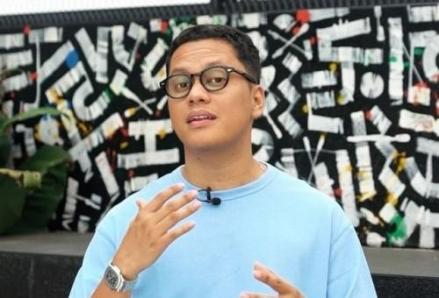 Artis Indonesia yang Punya Rumah Makan Padang, Termasuk YouTuber Arief Muhammad. (Foto: MNC Media)