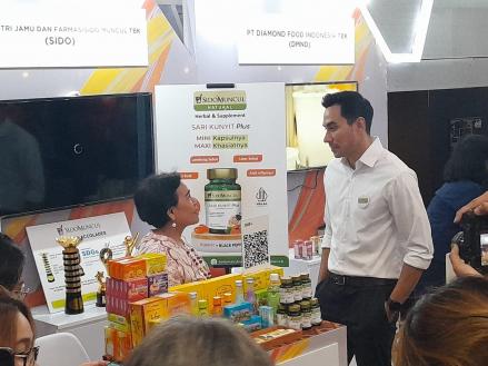 Mulai Tertarik, Darius Pertimbangkan Berinvestasi di Saham 'Herbal' (foto: MNC Media)