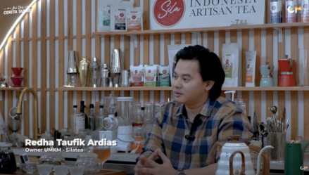 Kisah Inspiratif Pengusaha Muda Pioneer Teh Artisan, Bukukan Rerata Omzet Rp75 Juta Sebulan. (Foto: YouTube/Geti Media)