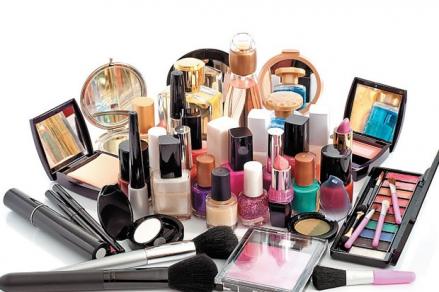8 Cara Membuka Toko Kosmetik Sukses secara Online, Ikuti Tips Ini agar Laris. (Foto: Freepik)