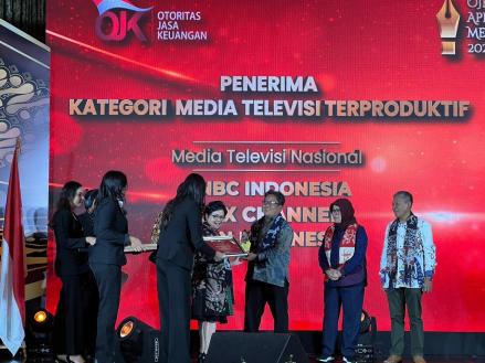 IDX Channel Raih Penghargaan dari Otoritas Jasa Keuangan (OJK). (Foto Istimewa)
