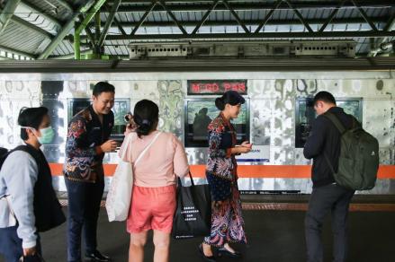 Ada Demo Hari Sumpah Pemuda, KAI Pastikan Perjalanan Kereta dari Stasiun Gambir Tetap Normal. (Foto Istimewa)