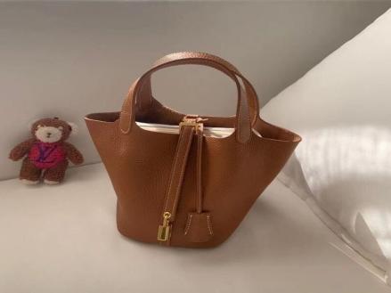 Tas Hermes Paling Murah Berapa Harganya? Segini Kisarannya