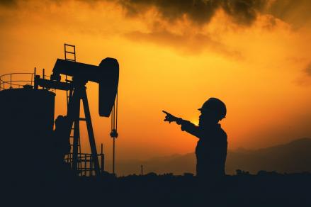 Pasokan OPEC+ Bayangi Pasar, Harga Minyak Rentan Melemah. (Foto: Freepik)