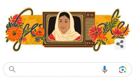 Google menampilkan sosok Aminah Cendrakasih dalam sebuah frame TV di Google Doodle.