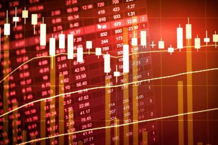 Masuk Ex Date Dividen Hari Ini, Saham UNTR-HRTA Tiarap (foto mnc media)