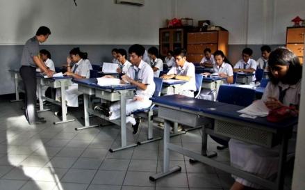Sekolah di Jakarta dari jenjang SD hingga SMA akan gratis mulai Juli 2025.