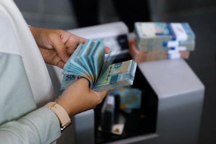 Rupiah Anjlok Tembus Rp16.634 per USD, Tertekan Ragam Sentimen Berikut Ini. (Foto iNews Media Group)