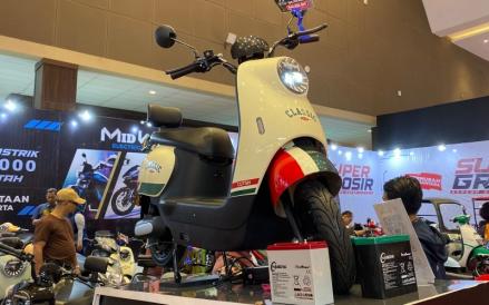 Konsumen Belum Terima Motor Listrik yang Dipesan, Kemendag Minta Klarifikasi ZPT. Foto: MNC Media.