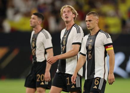 Nasib Adidas, Alami Rugi Pertama sejak 1992 hingga Putus Kontrak dengan Timnas Jerman. (Foto: Reuters)