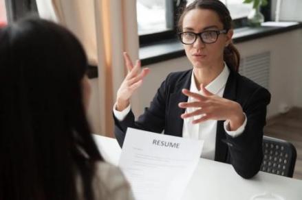 Simak Cara Mudah Menjawab Kelebihan dan Kekurangan saat Interview. (Foto: MNC Media)