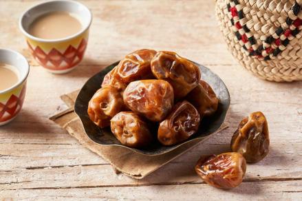 Makanan Ciri Khas Ramadan, Begini Cara Menyimpan Kurma Agar Awet dan Segar. (Foto: Cara Menyimpan Kurma Agar Awet)