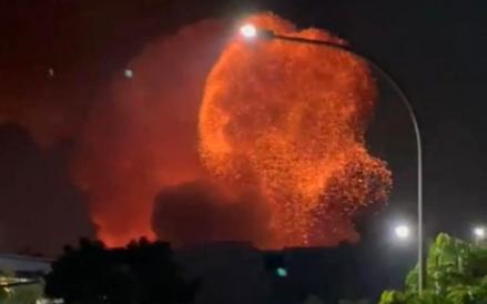 Kebakaran dan ledakan hebat terjadi di Gudang Peluru atau Gudang Amunisi (Istimewa)