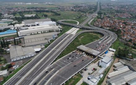 Lalu Lintas Tol Jabodetabek Naik 10 persen pada Awal Libur Paskah 2025. (Foto: MNC Media)