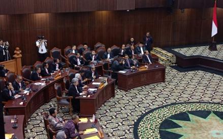 MK Tolak Seluruh Gugatan Pilpres yang Diajukan Anies-Cak Imin (Foto: Giffar Rivana/MPI)