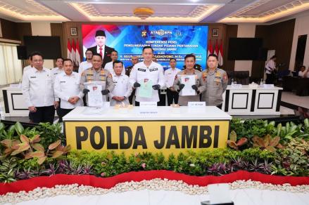 AHY dan Satgas Anti-Mafia Tanah Ungkap Tiga Kasus di Jambi yang Rugikan Negara Rp1,1 Triliun. (Foto: Azhari/MNC Media)