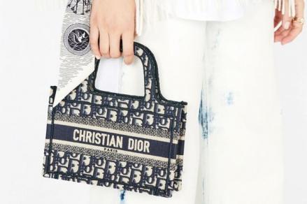Intip Modal Pembuatan Tas Dior yang Jadi Masalah hingga Pengadilan. (FOTO: MNC MEDIA)
