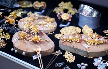 5 Cara Membedakan Emas Asli dengan Kuningan pada Perhiasan. (Foto: MNC Media)