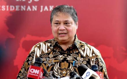 Pemerintah berencana menaikkan insentif Jaminan Kehilangan Pekerjaan (JKP) bagi korban PHK. (Foto: Dok. Setkab)