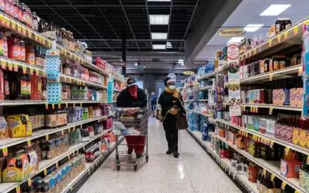 Harga Sama, Ukuran Menyusut: Shrinkflation dan 3 Tips untuk Menghadapinya. (Foto: Reuters)