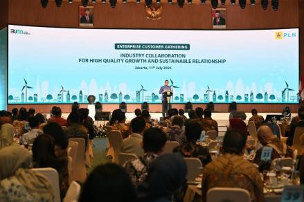 PLN Gelar Enterprise Customer Gathering, Apresiasi Pelanggan Dukung Pertumbuhan Ekonomi Nasional