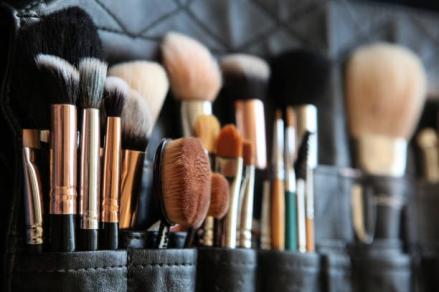 7 Peluang Bisnis Paling Menjanjikan, Ada Laundry hingga Jasa MUA. (Foto: Peluang Bisnis Paling Menjanjikan)