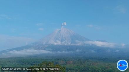 Gunung Semeru Erupsi, Waspada Potensi Awan Panas dan Banjir Lahar (foto dok pvmbg)