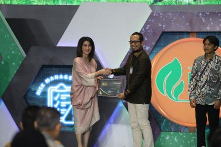 Transplantasi Terumbu Karang Pertamina Patra Niaga Integrated Terminal Tenau Diganjar Penghargaan