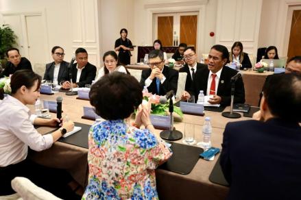 Kunker ke Vietnam, Mentan Bidik Kerja Sama Peternakan Sapi Perah