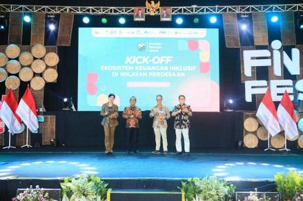 Tingkatkan Kesejahteraan Masyarakat Desa, OJK Luncurkan Program Ekosistem Keuangan Inklusif