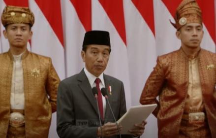 Jokowi Sebut Program Makan Bergizi Gratis Dilakukan Secara Bertahap
