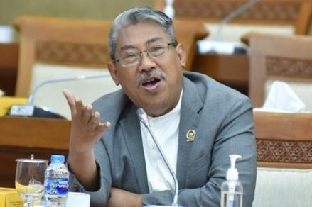 Bongkar Pasang Menteri ESDM di Sisa Dua Bulan, DPR: Kurang Tepat (foto andri web dpr)