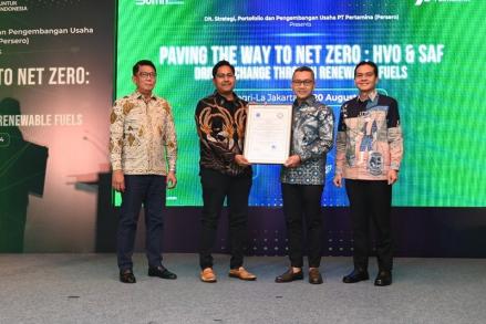 Pertama di ASEAN, Pertamina Patra Niaga Sediakan Bahan Bakar Sustainable Bersertifikat Internasional. (Foto: Pertamina Patra Niaga)