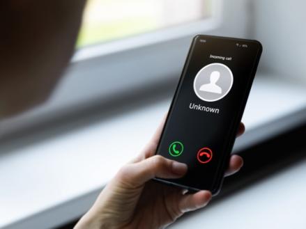 3 Cara Tolak Otomatis Nomor Tidak Dikenal di Android dan iPhone. (Foto: MNC Media)