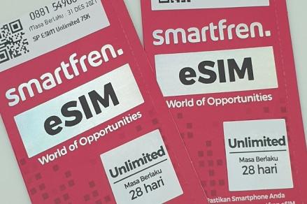 Cara Mengaktifkan eSIM Smartfren di iPhone. (Foto: MNC Media)