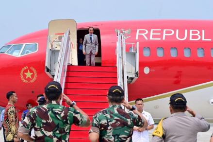 Jokowi Bakal Mendarat Perdana di Bandara IKN Siang Ini (foto mnc media)