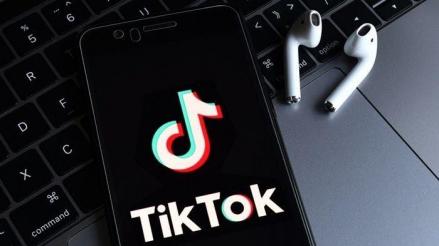 Tanpa Watermark, Cek 4 Cara Menghilangkan Logo TikTok dari Video. (Foto: Cara Menghilangkan Logo TikTok dari Video)