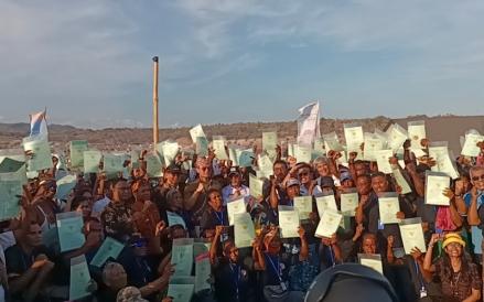 Penantian 25 Tahun, 505 Eks Pejuang Timor Timur Dapat Sertifikat Hasil Redistribusi Tanah