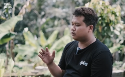 Cerita Sukses Seorang Pengusaha Roti, dari Nol hingga Bangun 5 Unit Produksi. (Foto: YouTube/Naik Kelas)